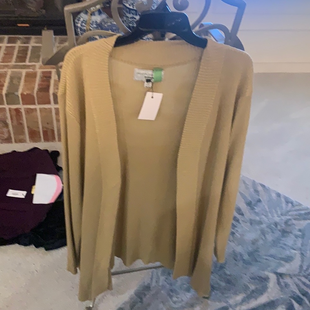 Long sleeve sparkle gold cardigan.